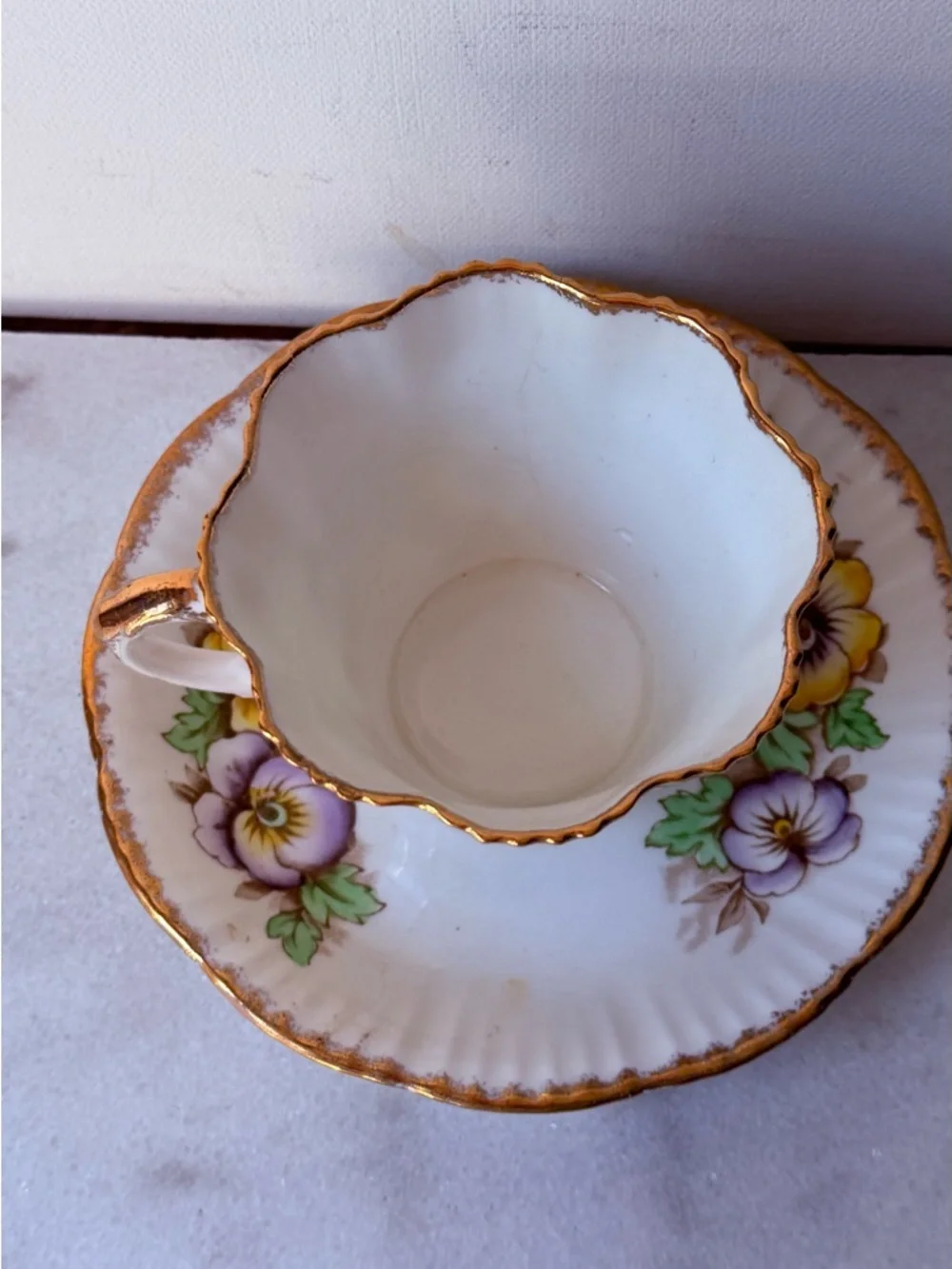 Vintage Floral Gold-Trim Teacup & Saucer Set